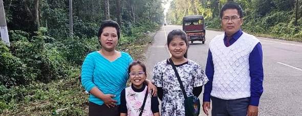 Missionary K. Lalzuimawia nupui, Pi. K. Zonunpuii ropui taka thlahliam a ni.