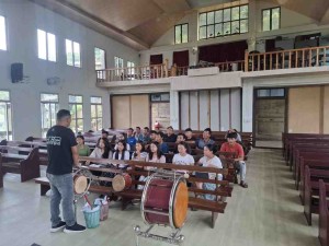 BCM Edenthar Serchhip-ah Music Seminar Cum Crusade neih a ni.