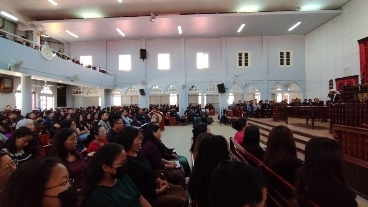 Good Friday leh Easter Sunday  Urhsun taka hman a ni.